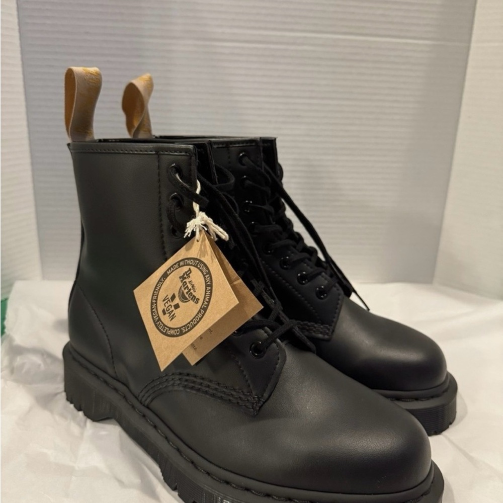 Dr. Martens New Dr Martens 1460 Mono Black Leather Smooth Boots